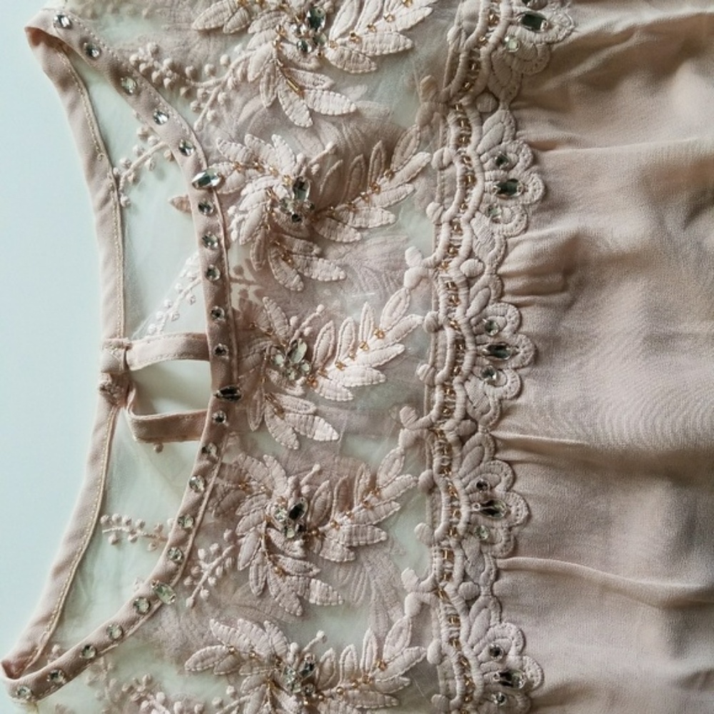 Perfect Summer Dress - Picture 2 of 3